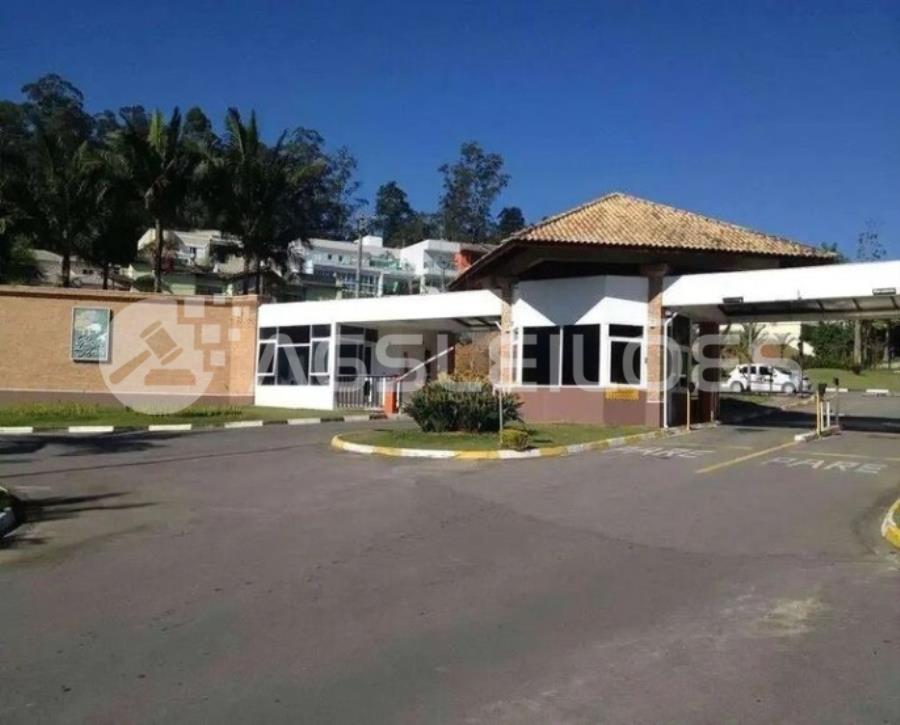 Terreno com 800,40m² A.T. - Embu/SP