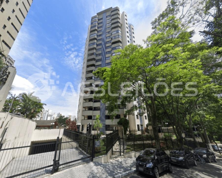 Apartamento com 166,74m² A.P., 311,702m² A.T. - São Paulo/SP