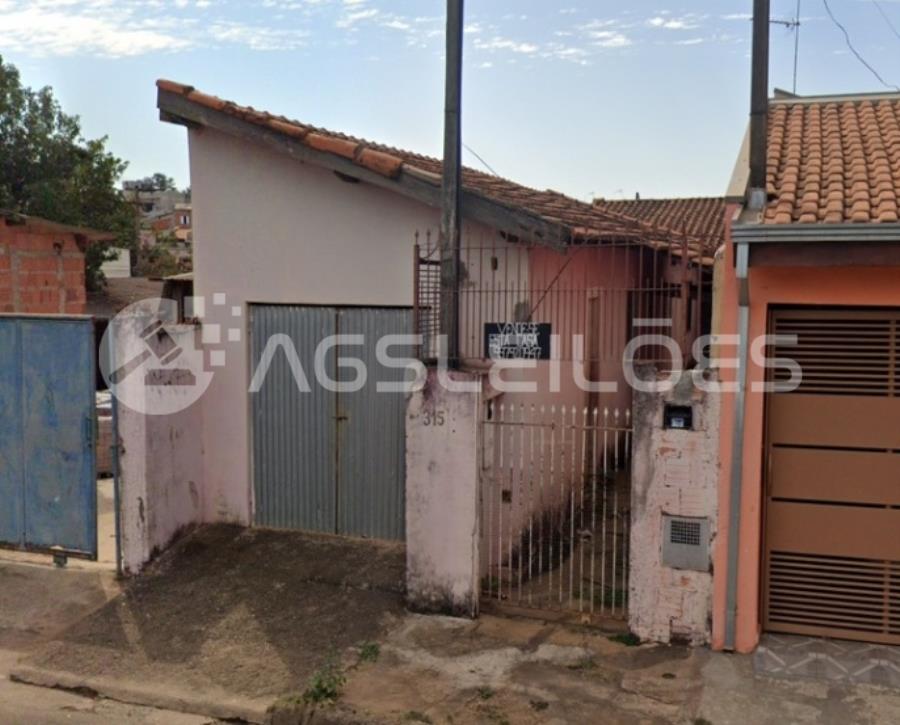 Casa com 40,00m² A.C., 126,50 A.T. - Leme/SP