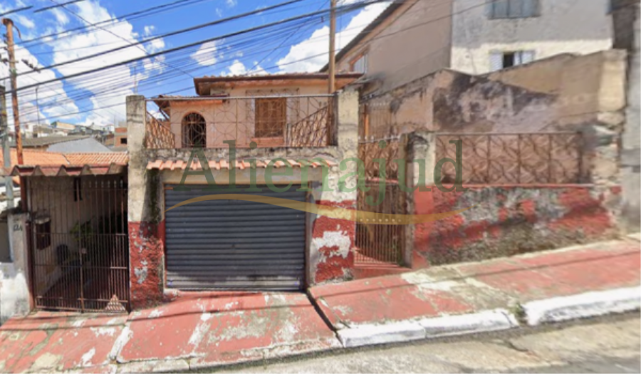Dois prédios residenciais c/ área de 315,00m² situados à Rua Aiguará