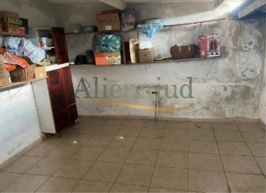 Casa c/ área de 158,72m² situada na Rua Coronel Cícero Bueno Brandão
