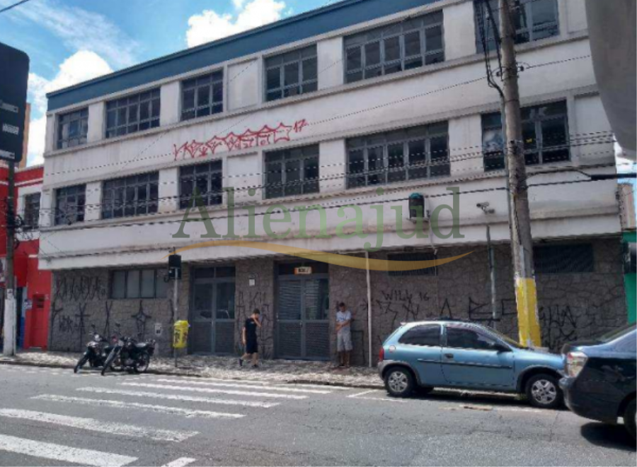 Prédio situado na Rua Senador Flaquer c/ área total construída de 2.290,40m²