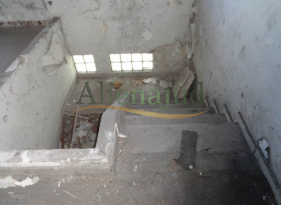 Sala comercial c/ área de 14,94m² situada na Rua Chile