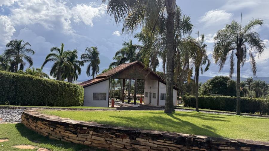 Área de 993,95 m² | Área 12 | Brisas do Lago | Capitólio/MG - Capitólio/MG