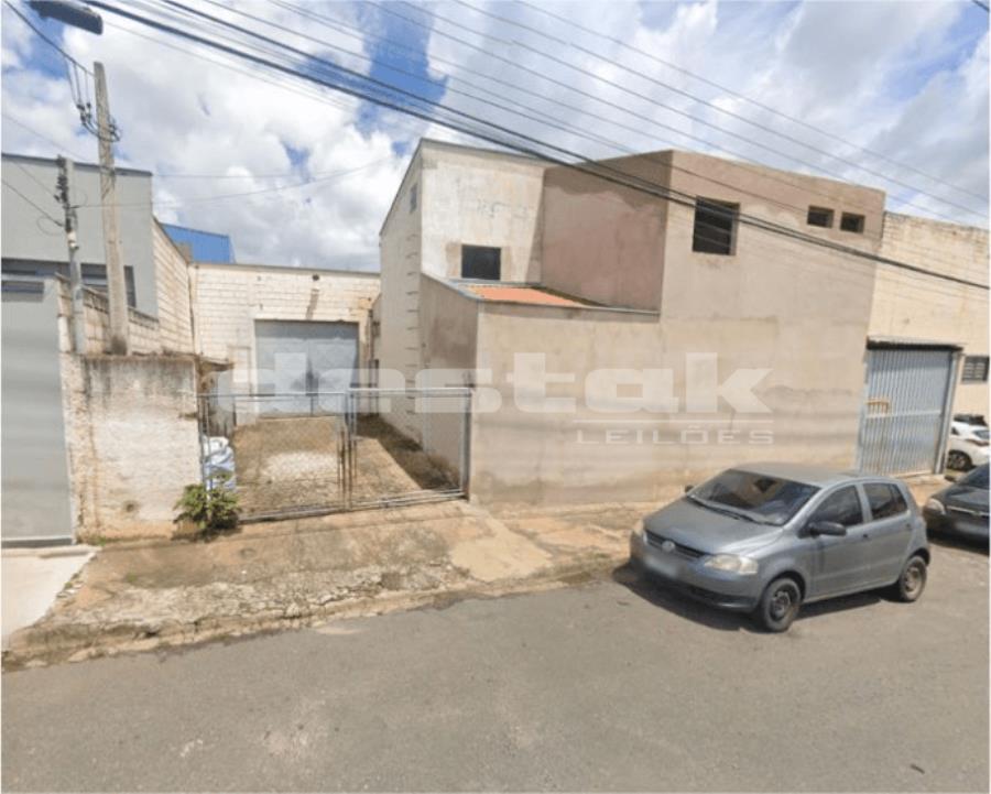 Galpão Comercial em São José do Rio Pardo/SP