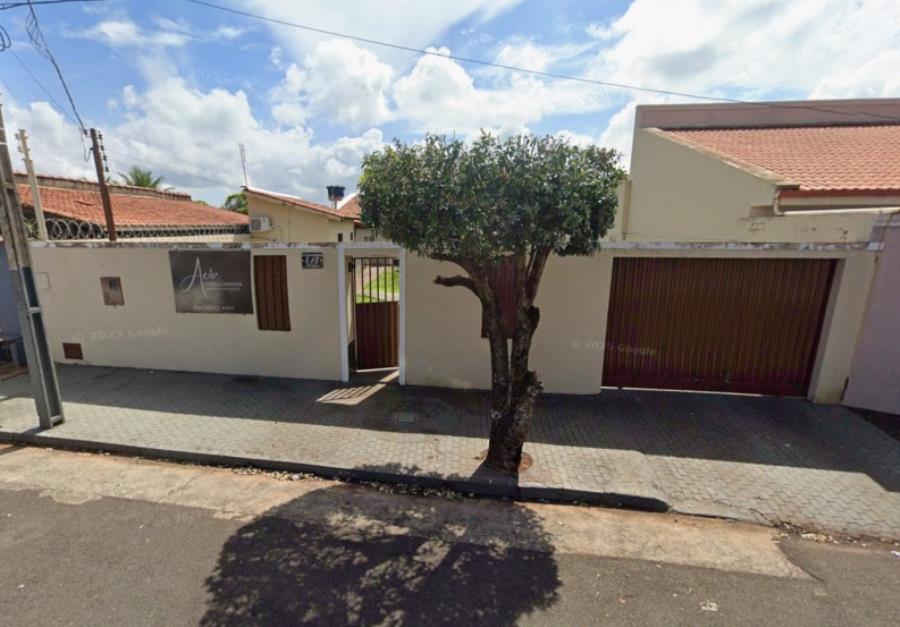 Goiatuba/GO - Vila Garcia - Casa com 150m² - Goiatuba/GO