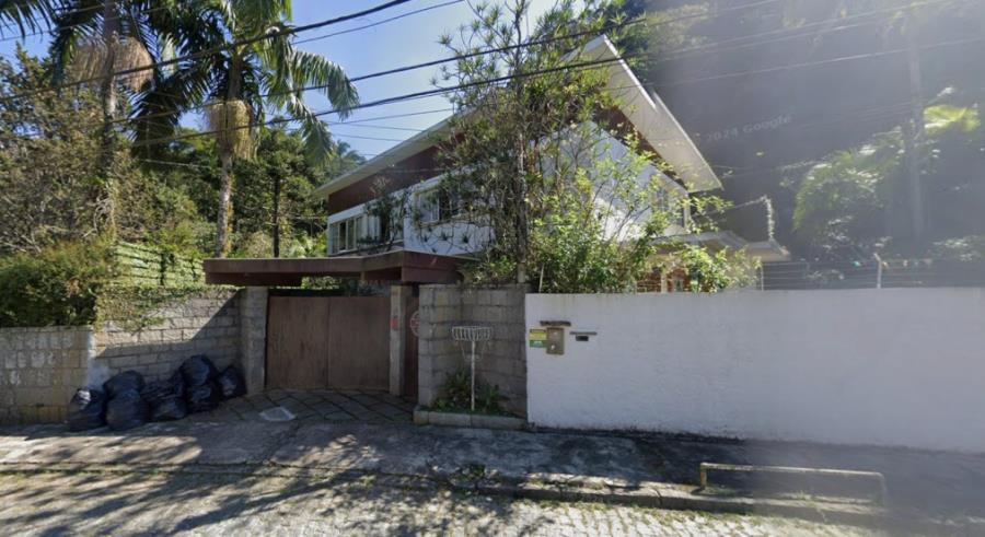Petrópolis/RJ - Bingen - Casa com 276m² - Petrópolis/RJ