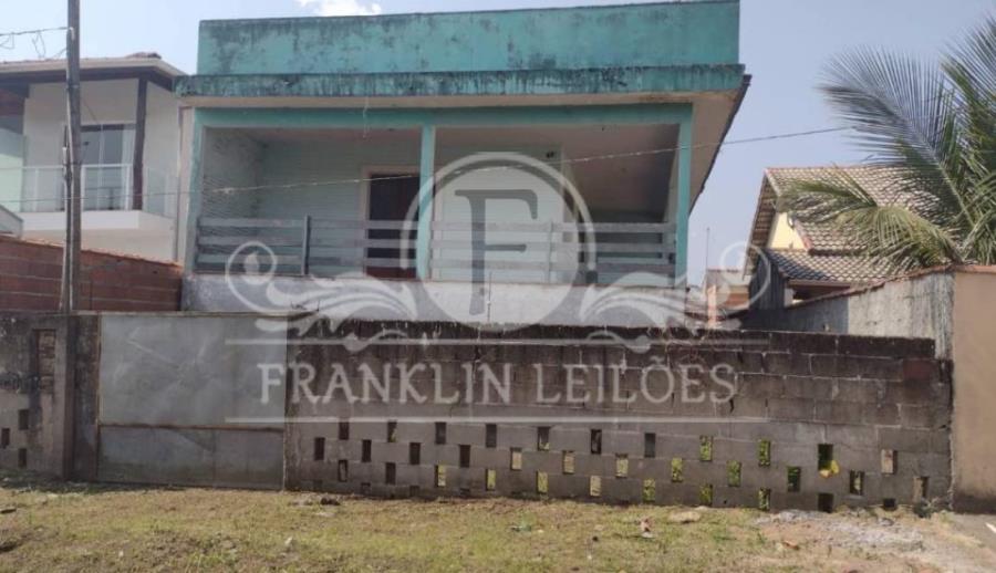 Casa com 145m² - 2 dorm - Jd. Capricornio - Caraguatatuba