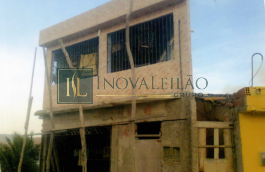 Imóvel com 02 pavimentos - Vitória de Stº Antão