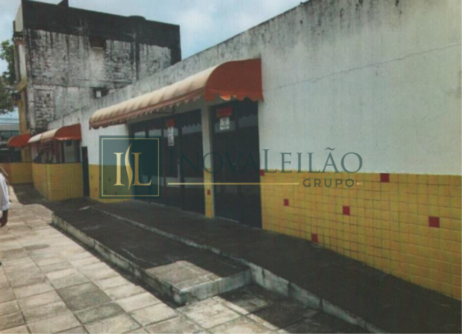 João Pessoa/PE - Imóvel com área total medindo 25m x 50m, na Av. Epitácio Pessoa com Praça da Independencia, onde hoje funciona uma escola - São Paulo/SP