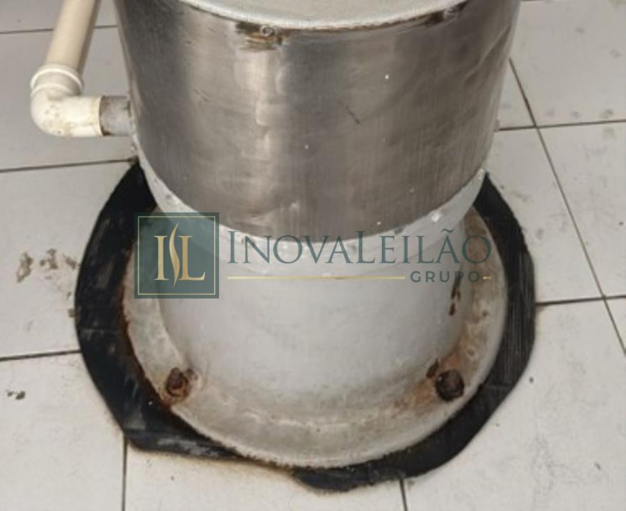 01 Máquina centrífuga industrial, sem modelo e marca aparente - Maceió/AL