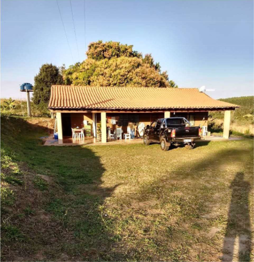 BAURU-PARTE IDEAL DE 50% SOBRE UMA CASA RURAL-ÁREA 2,1942ha - Acrelândia/AC