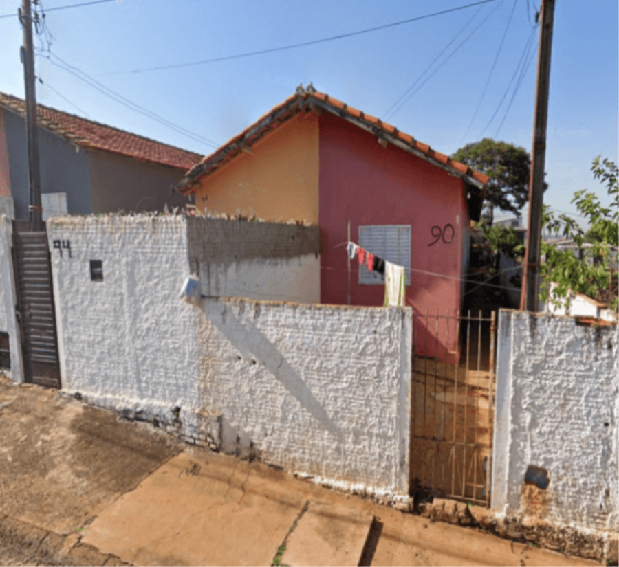 ITAPETININGA/SP - 2 CASAS COM 57M² ÚTEIS CADA, 125M² TERRENO