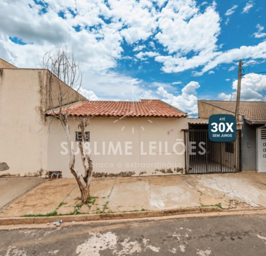 Terreno de 241m² | Benfeitorias - Olímpia/SP