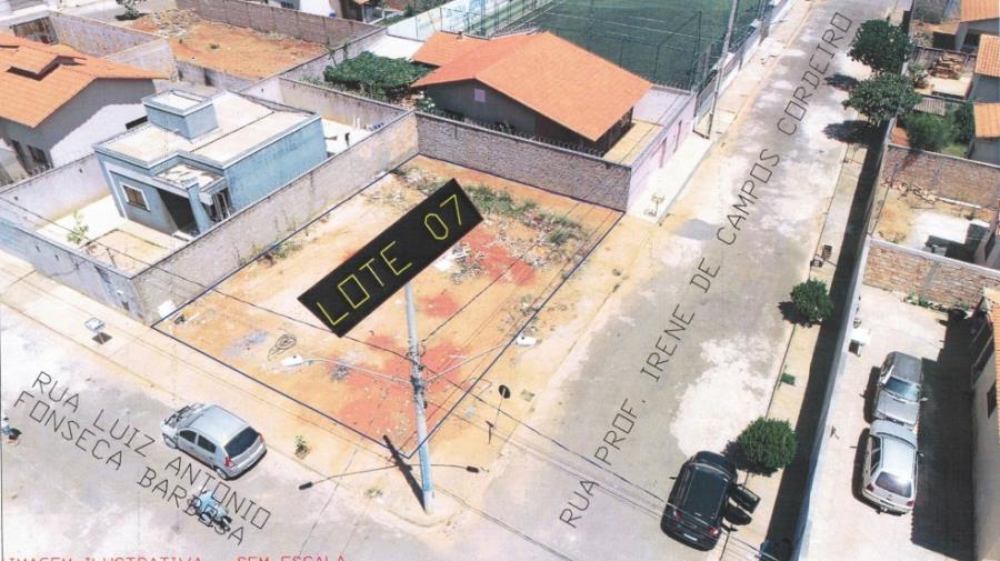 IMÓVEL URBANO: Área Institucional. Um lote de terreno nº 70, Quadra 32, setor 16, com área de 280,00m² (duzentos e oitenta metros quadrados), situada em Pompéu/MG, B: Morada do Sol, na Rua Luiz Antônio Fonseca Barbosa, NO ESTADO EM QUE SE ENCONTRA. - Pompéu/MG