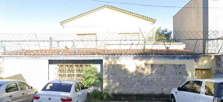 Prédio assobradado