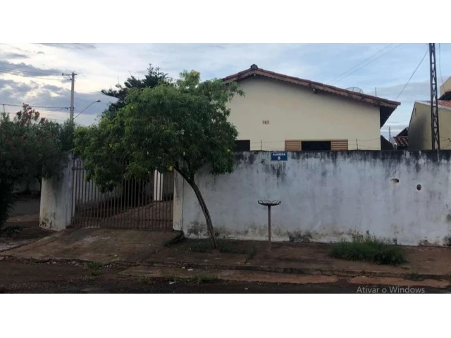 Casa - Terreno c/ 282,60m² - Colina/SP