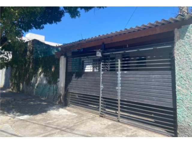 Casa - Terreno c/ 388,50m² - Taubaté/SP
