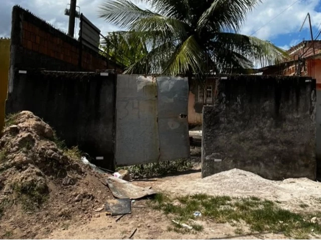 Casa - 214m² - Terreno - 250m² - Jaboatão dos Guararapes/PE