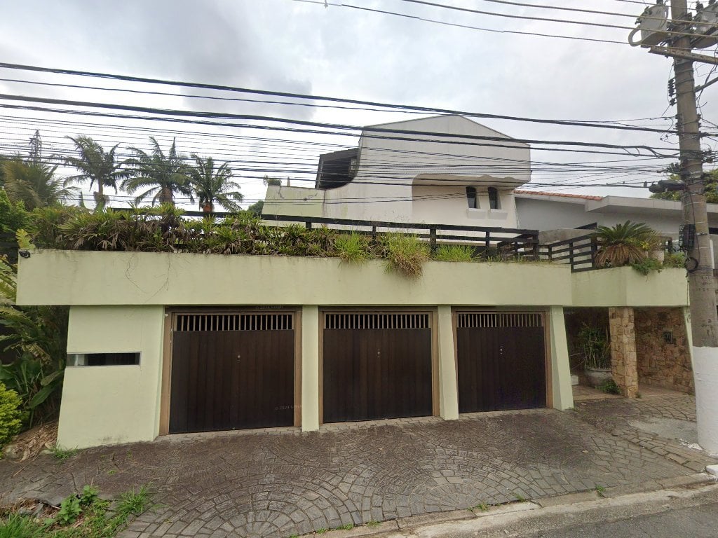 Casa 705 m²