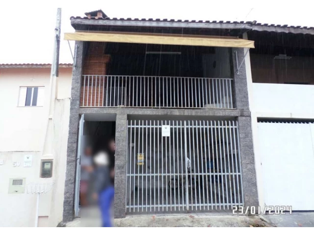 Direitos - Casa c/ 108,04m² - Terreno c/ 125m² - Jacareí/SP