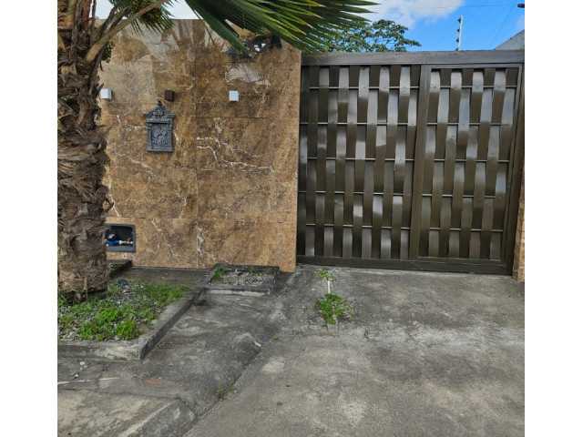 Casa c/ 69,98m² - terreno c/ 140m² - Santa Rita/PB
