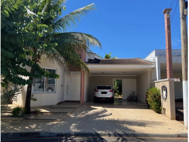 Casa c/ 210,86m² - Terreno c/ 535,86m² - Birigui/SP