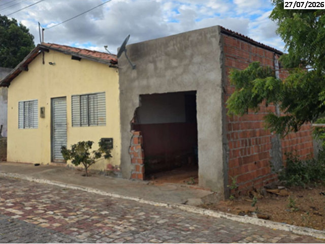 Casa c/ 70m² - terreno c/ 360m² - São Lourenço do Piauí/PI