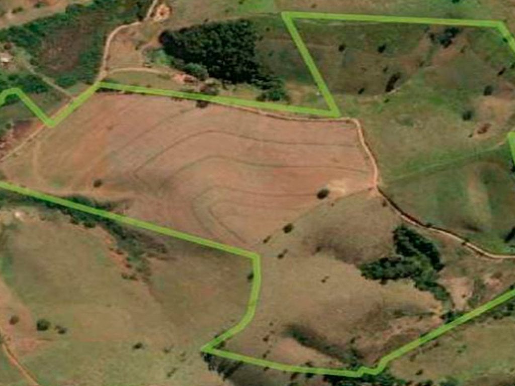 Imóvel Rural com Área de 1,75 alq. (Sítio Várzea do Tanque)
