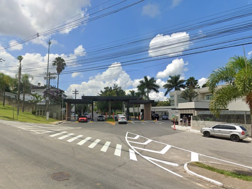 Direitos sobre Casa 188 m² (Condomínio Aruja V)