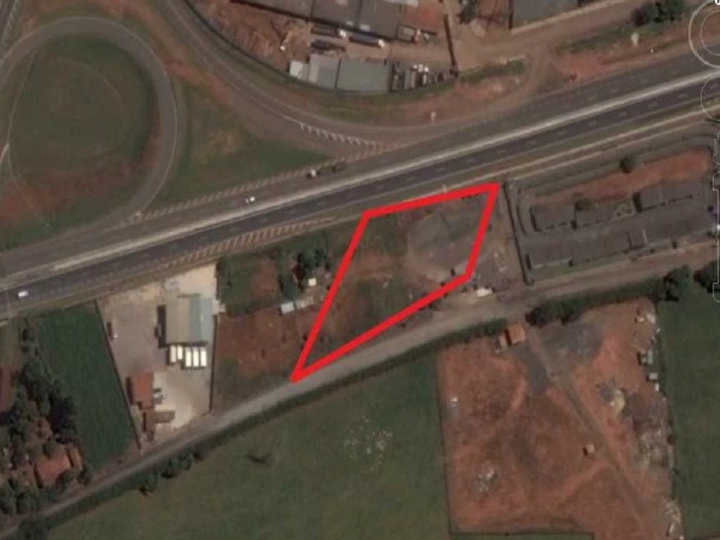 Terreno com 5.585 m² ás Margens da Rod. Raposo Tavares