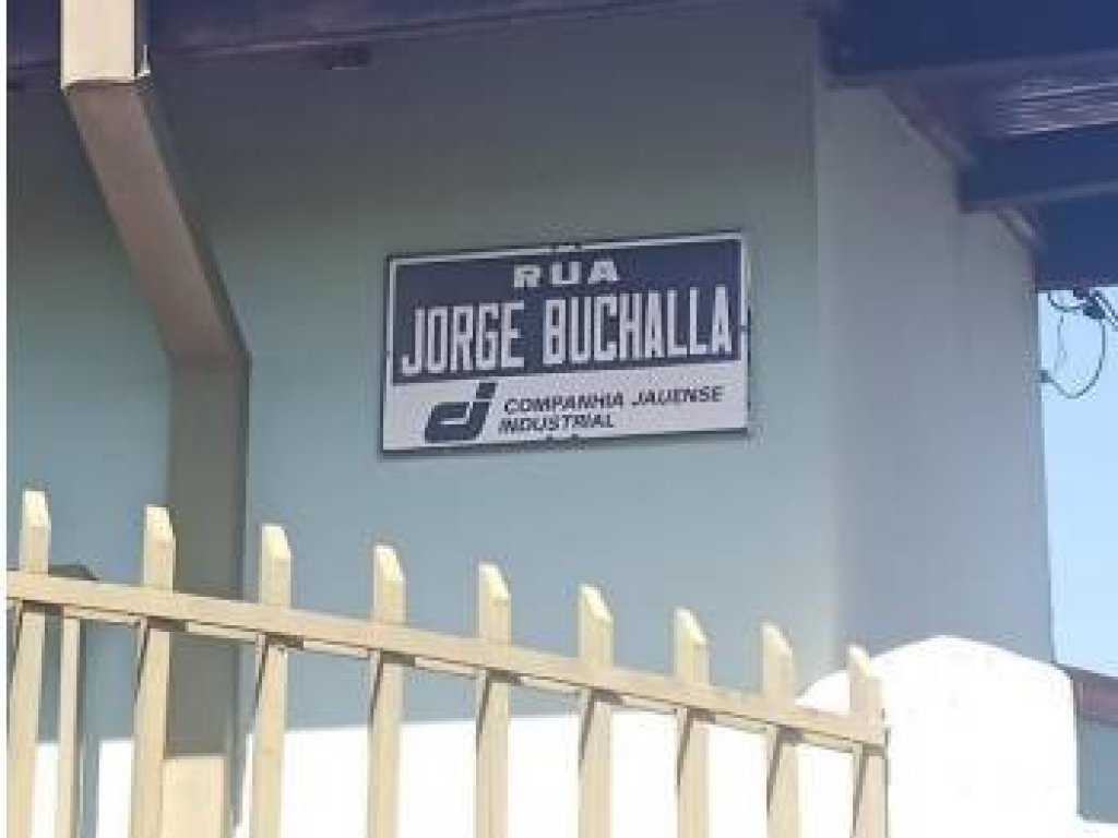 Prédio, Padrão, 0 Vaga(S) de Garagem