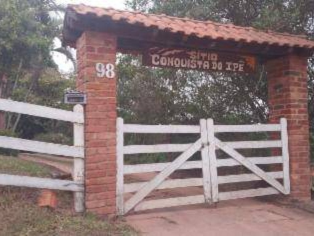 Casa 179 m² em Terreno de 5.084 m²