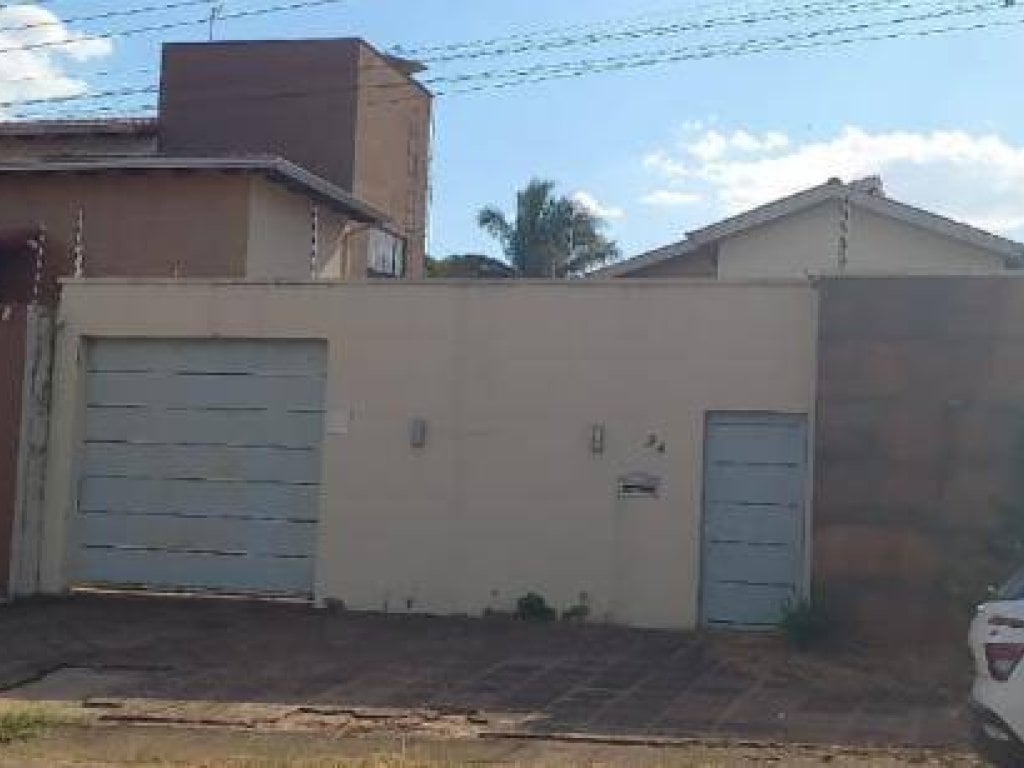 Casa 408 m²