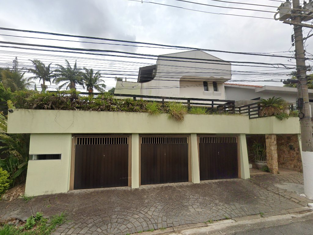 Casa 705 m²