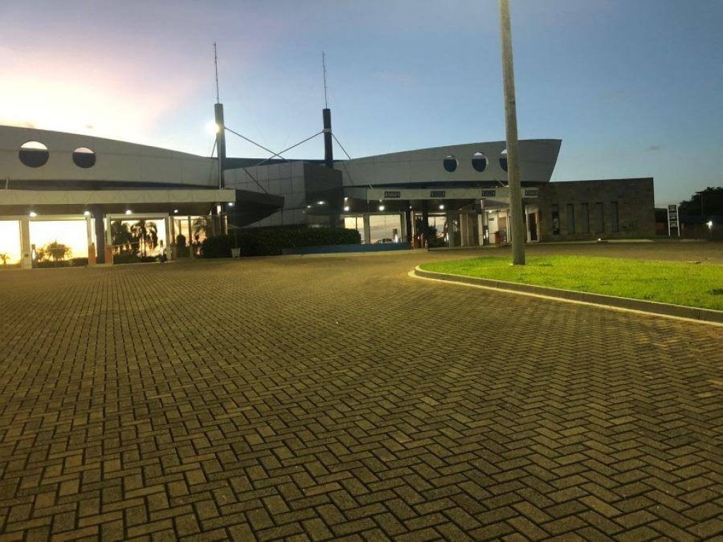 Terreno 1.400 m²