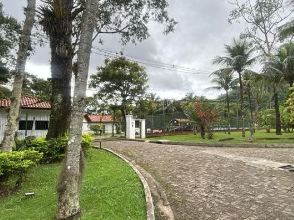 Casa 565 m²