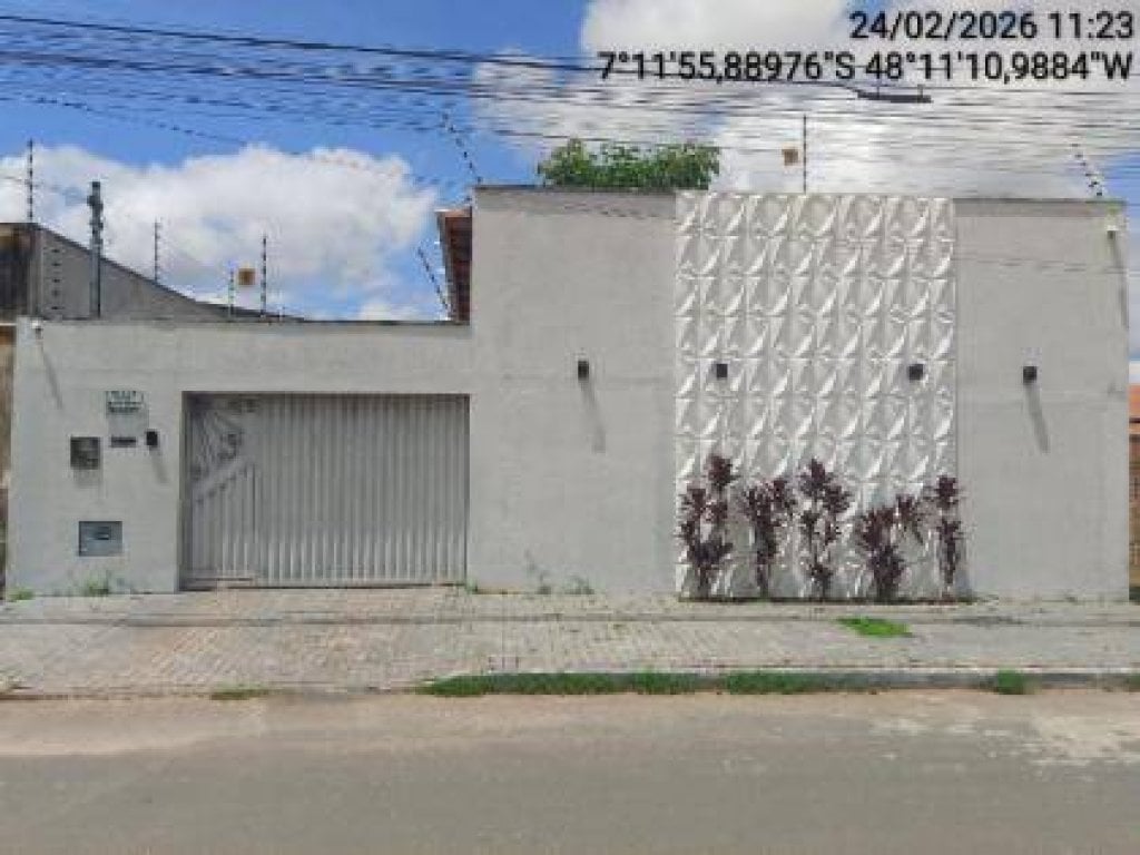 Casa, Padrão, 0 Vaga(S) de Garagem