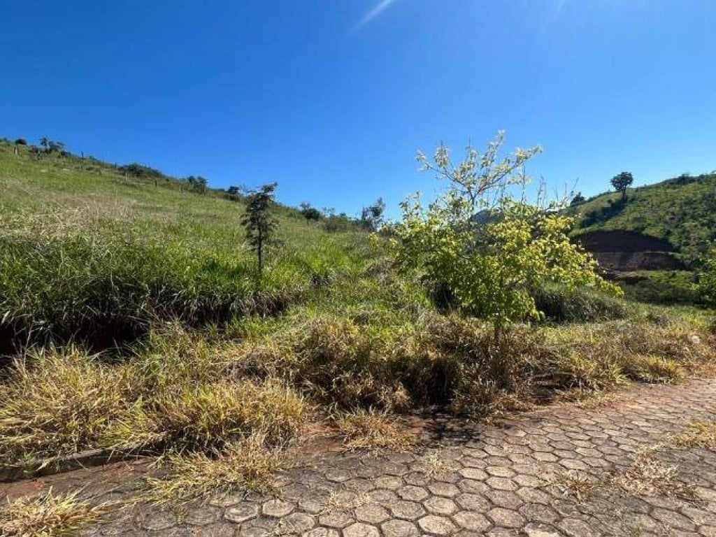 Terreno 851 m²