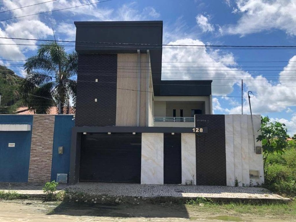 Casa 345 m²