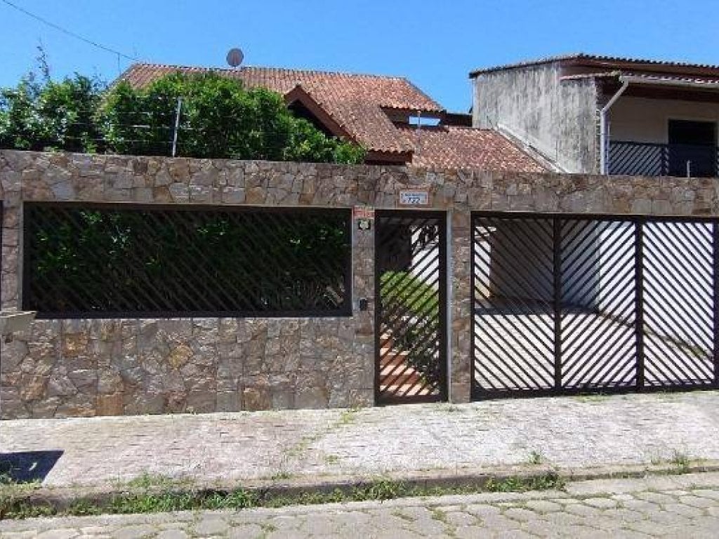 Casa 229 m²