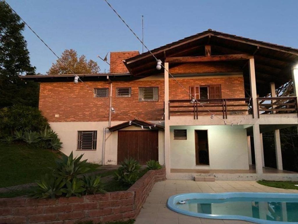 Casa, Padrão, 1 Vaga(S) de Garagem