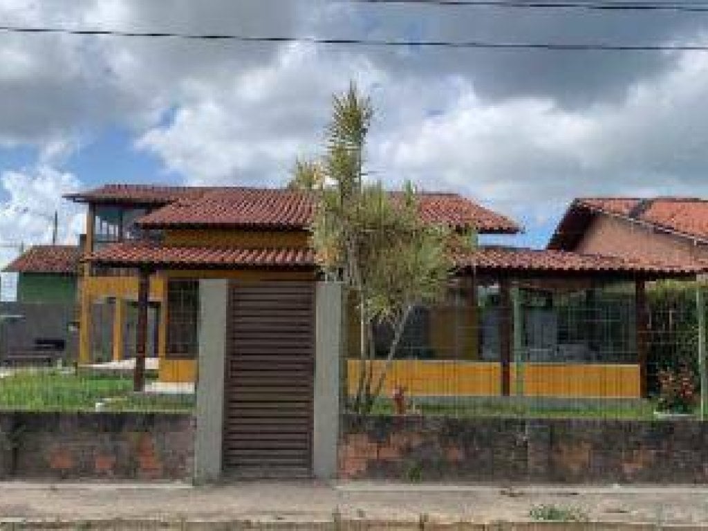 Casa, em Condomínio, 0 Vaga(S) de Garagem