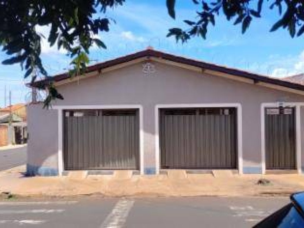 Casa, Padrão, 2 Vaga(S) de Garagem