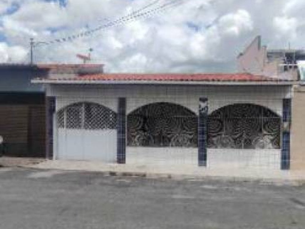 Casa, Padrão, 1 Vaga(S) de Garagem