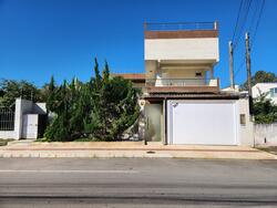 UM IMOVEL URBANO RESIDENCIAL AREA CONTRUIDA 400,38 m² NO BAIRRO VILA REAL BALNEÁRIO CAMBORIÚ/SC