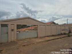 Casa - Área priv.: 60,38 m²Com 2 qt, 1 Banh. - Loc.: RUA EUCALIPTO, N. SN, CS F LT 16, JARDIM SANTA LUCIA, RES SANTA LUCIA - AGUAS LINDAS DE GOIAS/GO - CEP: 72910000 - IPTU: 259673 - Matr.: 78404 - Of.: 1