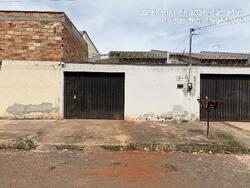 Casa - Área priv.: 95,61 m²Com 3 qt, 2 Banh., 1 Vaga Gar. - Loc.: RUA 37, N. SN, CS 01 LT 16 QD 184, GARAVELO SUL II, RES MGC - HIDROLANDIA/GO - CEP: 75340000 - IPTU: 1280001840001600 - Matr.: 23444 - Of.: 1