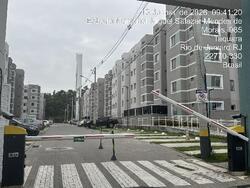 Apto - Área priv.: 41 m²Com 2 qt, 1 Banh. - Loc.: ESTRADA MARECHAL MIGUEL SALAZAR MENDES D, N. 969, Apto. 210, BL 06 LT 01, TAQUARA - RIO DE JANEIRO/RJ - CEP: 22770330 - IPTU: 35119882 - Matr.: 476730 - Of.: 9