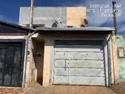 Apto - Área priv.: 88,8 m²Com 2 qt, 1 Banh. - Loc.: RUA PACIFICO ALVES CARRIJO, N. 2330, Apto. 02, JARDIM AEROPORTO III, COND RES NUNES - FRANCA/SP - CEP: 14404243 - IPTU: 432150122101 - Matr.: 103215 - Of.: 1